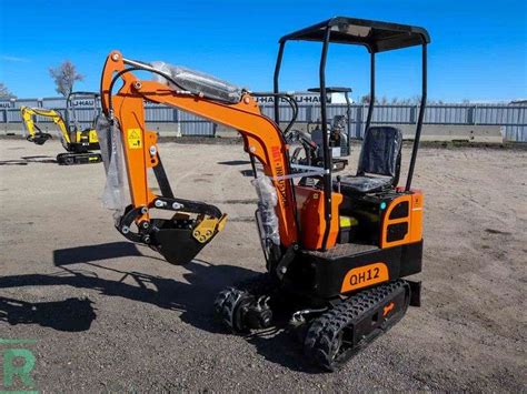 2023 agrotk qh12 mini excavator|1 ton 13.5 HP B&S Mini & Small Excavator, Gasoline For Sale.